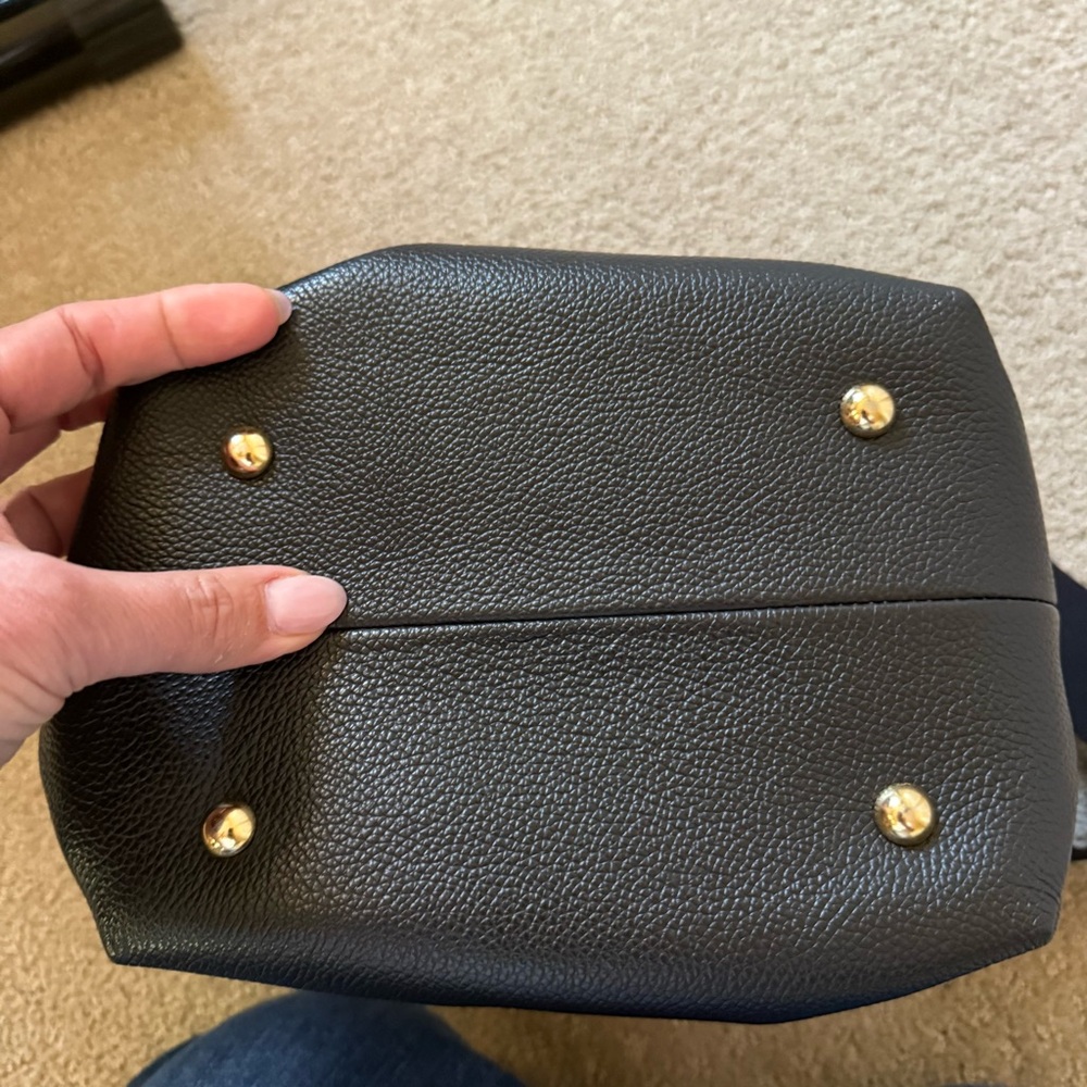 DeMellier  New York Leather Bucket Bag in Black Leather, Gold Hardware - Picture 10 of 16